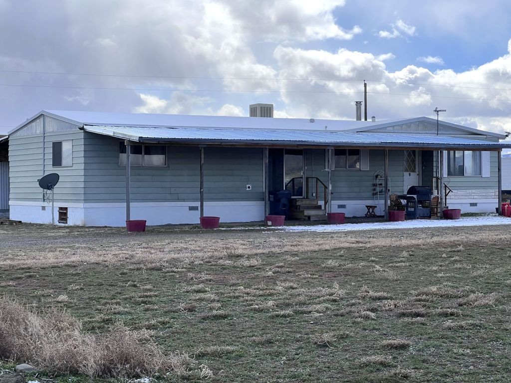 767 7th St, Crescent Valley, NV 89821