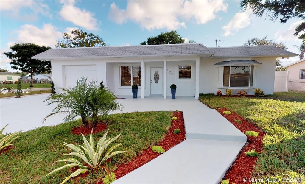 1170 NE 212th Ter, Miami, FL 33179