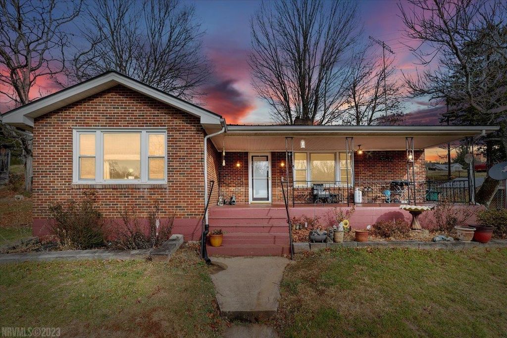 4663 Ivanhoe Rd, Ivanhoe, VA 24350 See Estimated Value