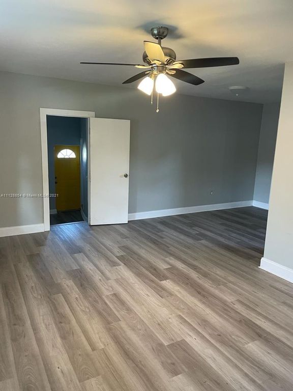 1181 NE 165th Ter, Miami, FL 33162