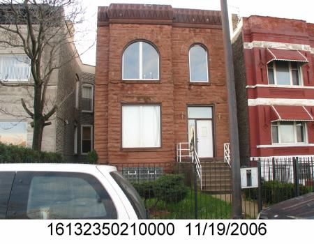2717 W Congress Pkwy #2, Chicago, IL 60612