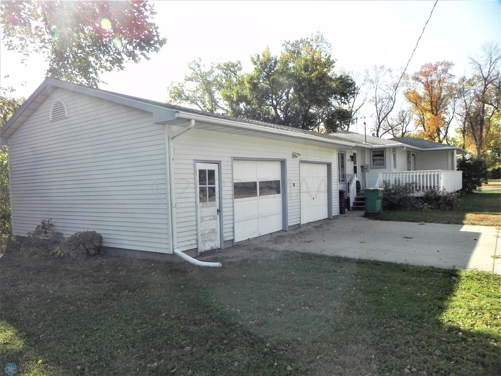 618 4th St S, Casselton, ND 58012 Trulia