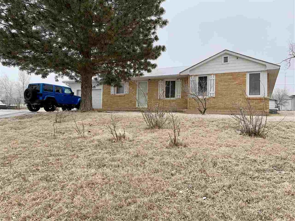 1410 Avenue E, Dodge City, KS 67801 Trulia