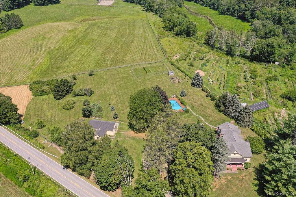 view 42nd full size image of this home