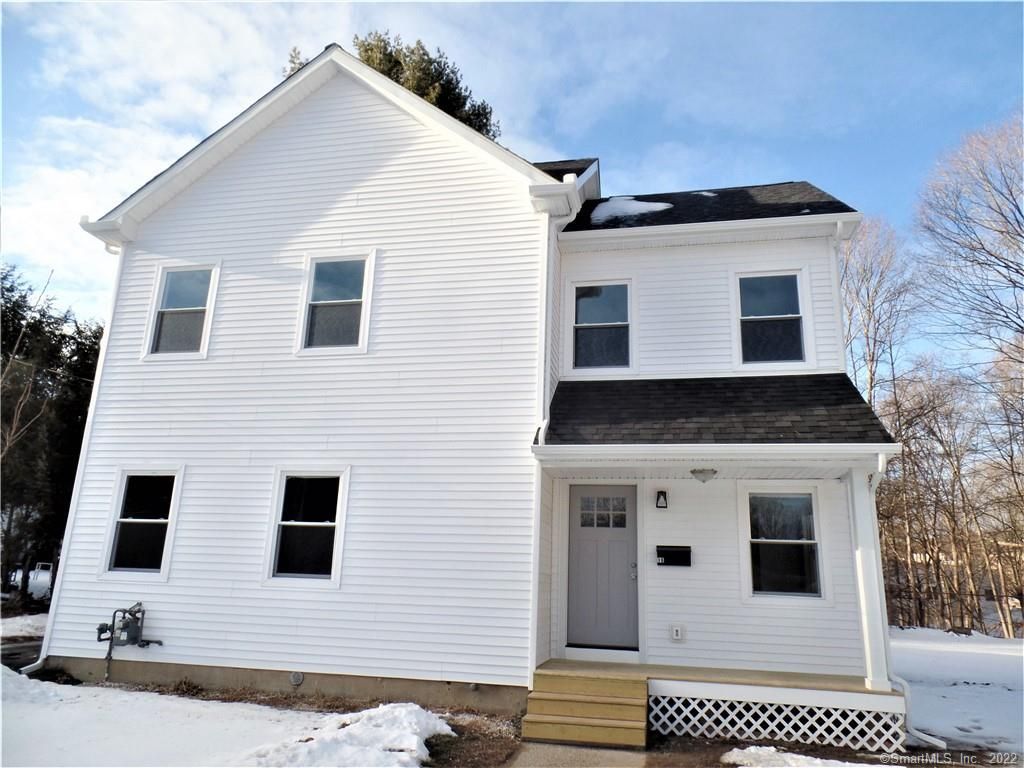 16 North Cir, Naugatuck, CT 06770