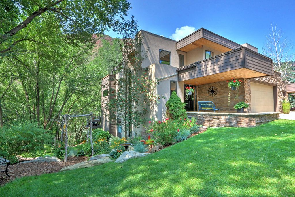3369 Grand Ave, Glenwood Springs, CO 81601