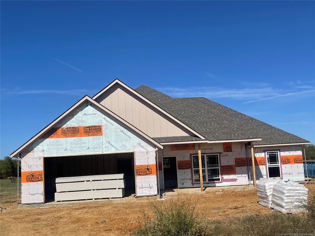 126 Grove Way, Durant, OK 74701