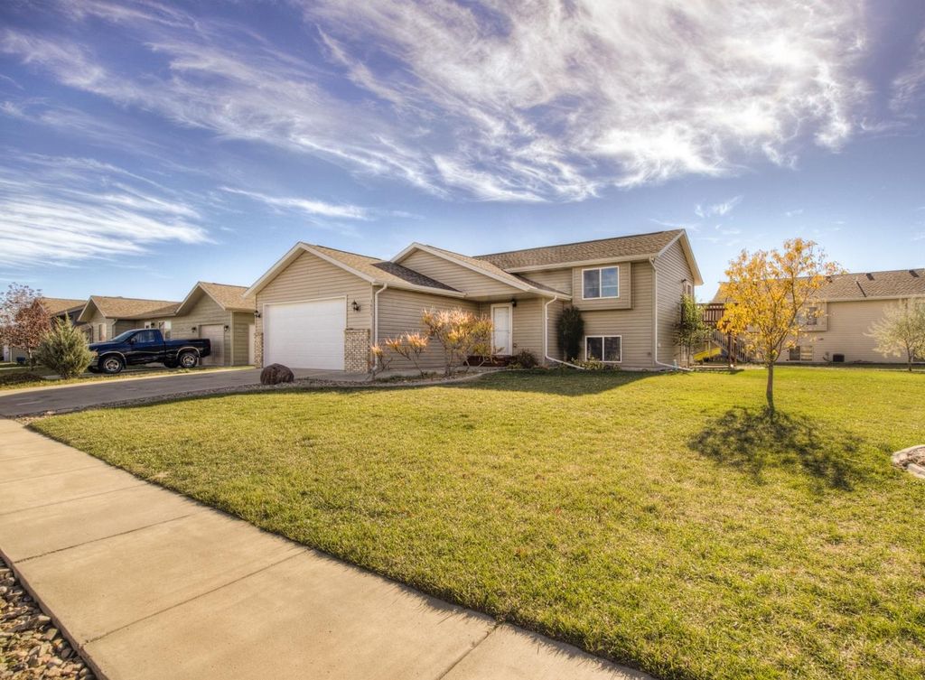 3473 Knuckleduster Rd, Rapid City, SD 57703