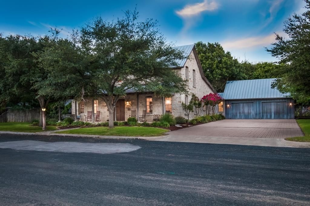 212 W Schubert St, Fredericksburg, TX 78624 Trulia