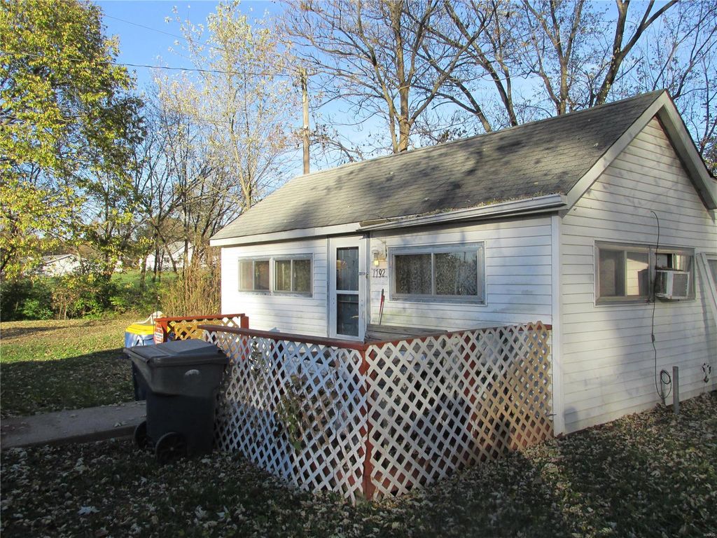 1790 N Commercial Ave, Saint Clair, MO 63077 Trulia