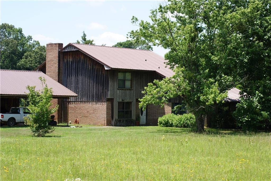 282 Bait Shop Rd, Broken Bow, OK 74728