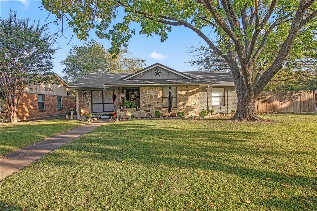 2647 Materhorn Dr, Dallas, TX 75228