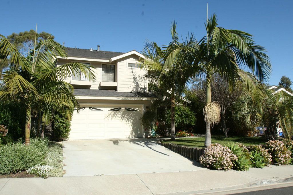 1848 Palisades Dr, Carlsbad, CA 92008