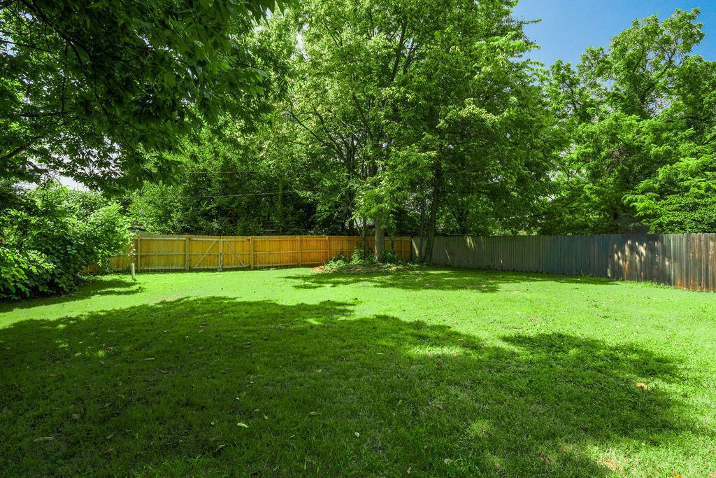 Photo 14 of 