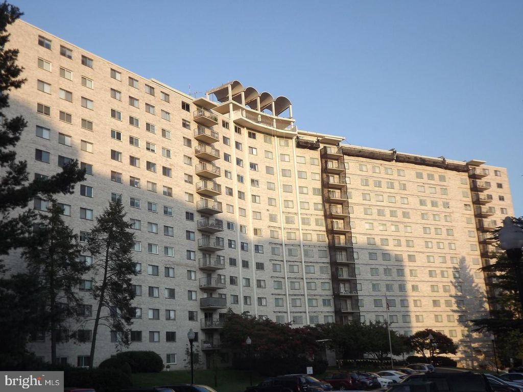 1111 University Blvd W #915-A, Silver Spring, MD 20902