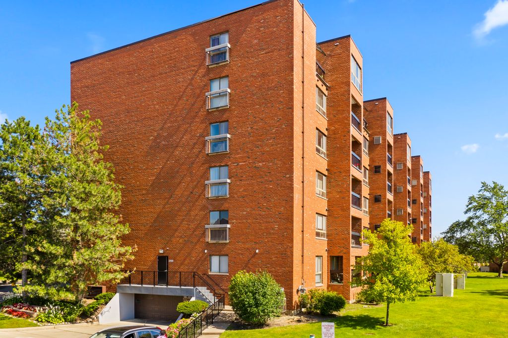 3700 Capri Ct #509, Glenview, IL 60025