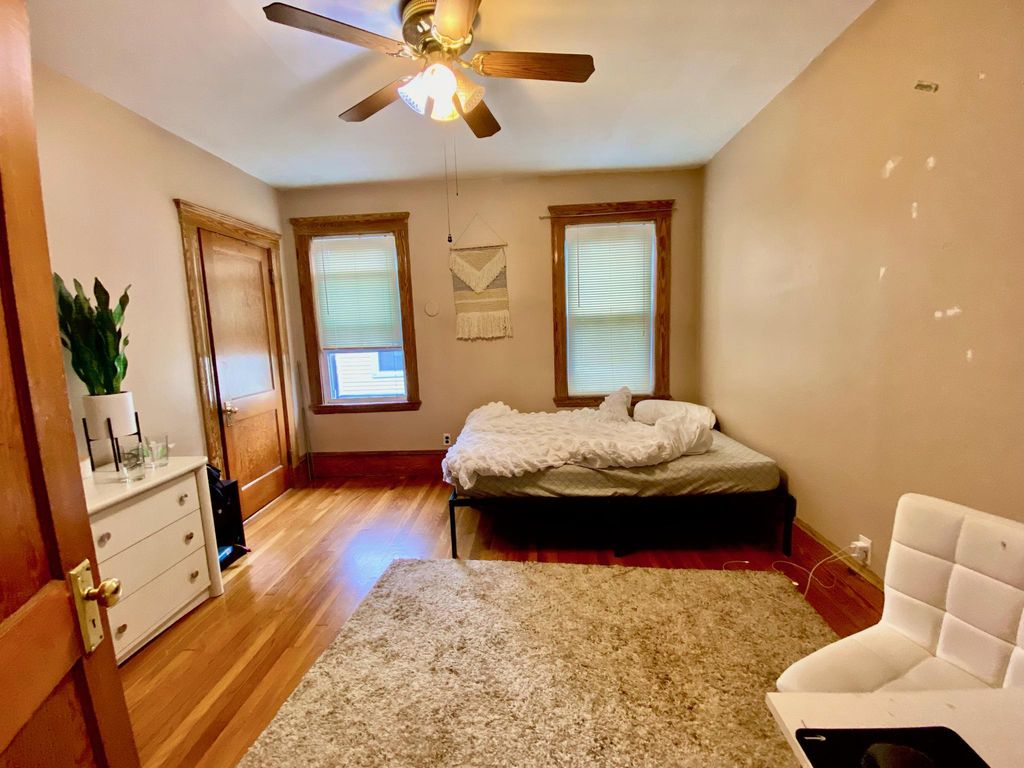 50 Cherry St #2, Somerville, MA 02144