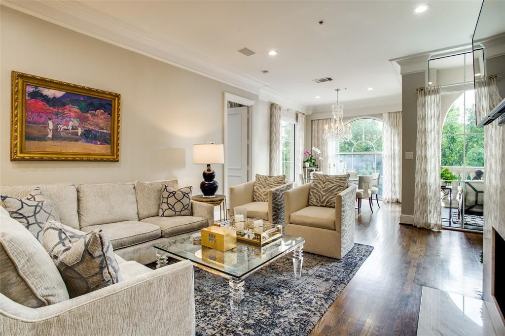 3535 Gillespie St #201, Dallas, TX 75219