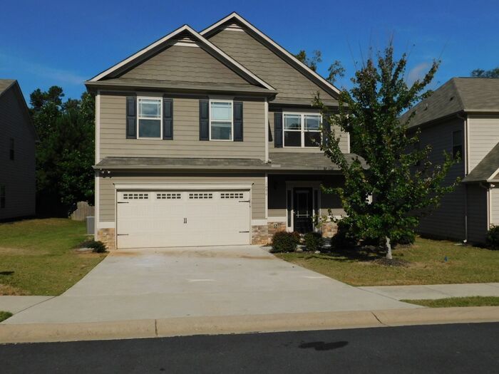 1092 Blind Brook Cir, Hoschton, GA 30548