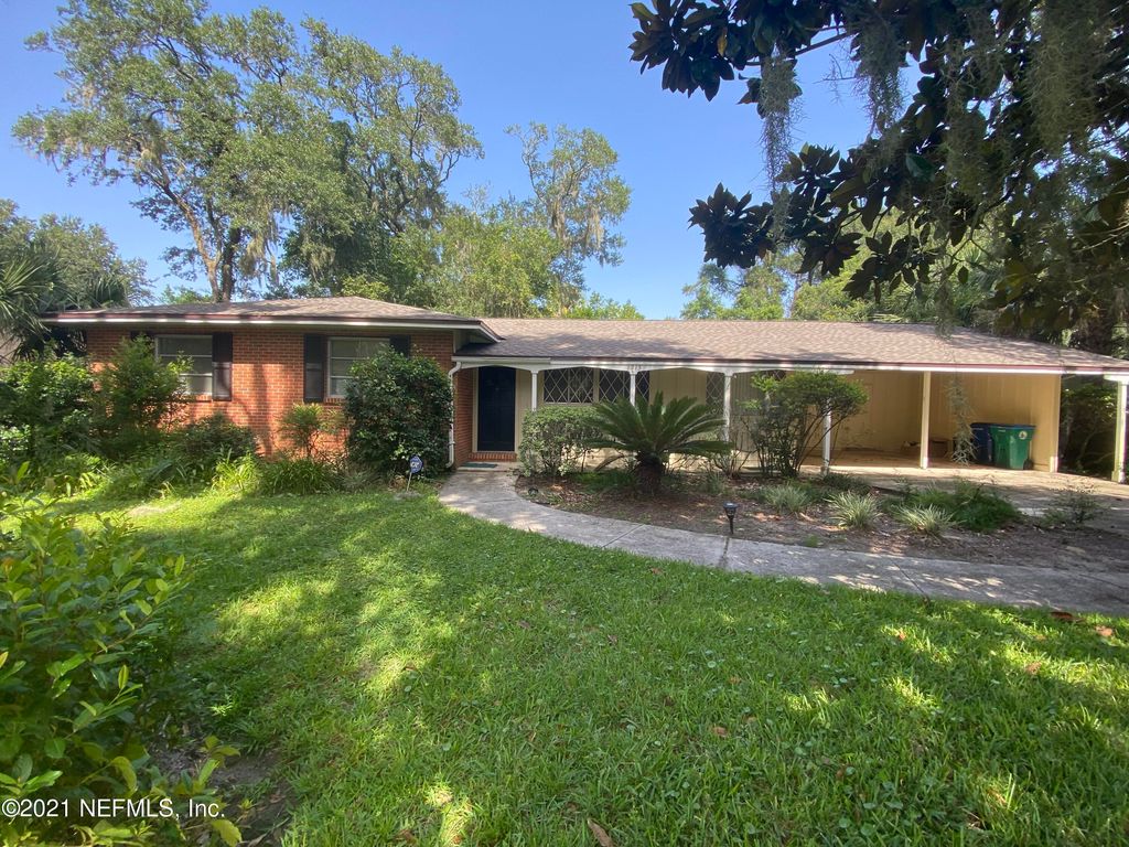 1215 Kings Rd, Neptune Beach, FL 32266