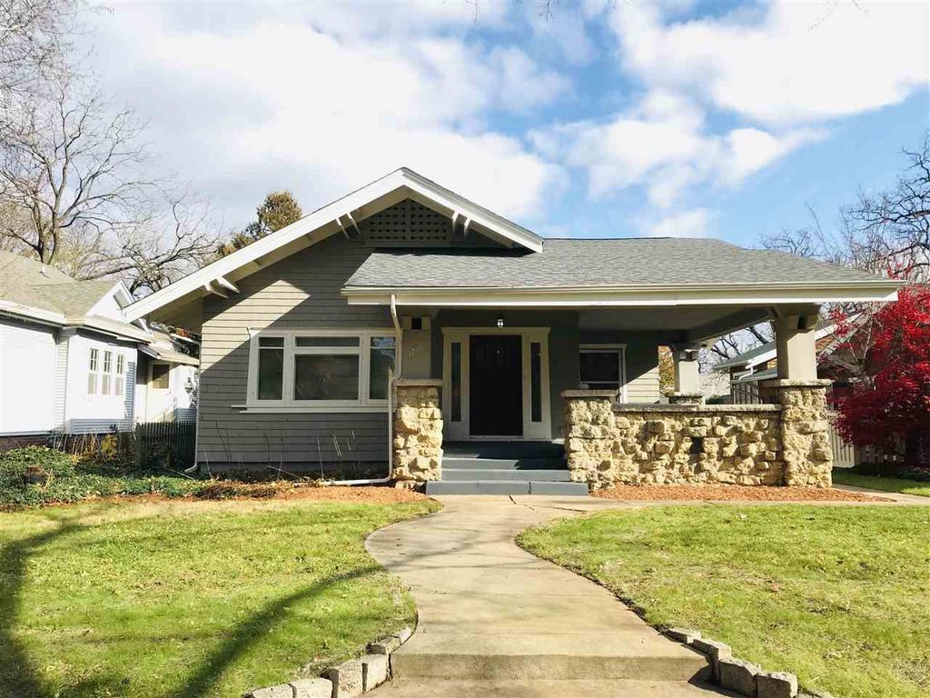 1921 Clinton St, Rockford, IL 61103 Trulia