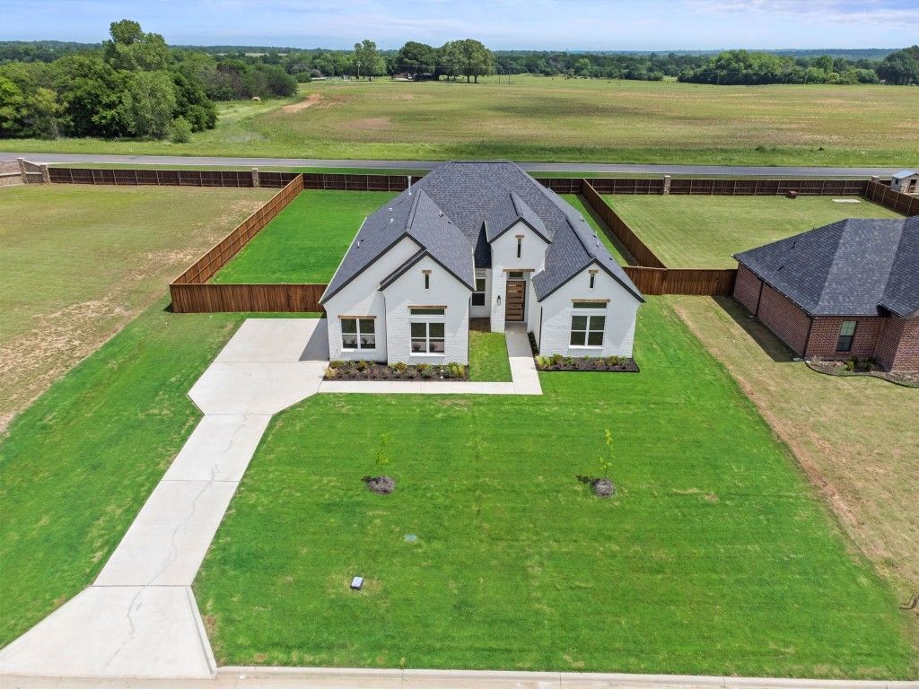 104 Chisolm Trl, Pottsboro, TX 75076 Trulia