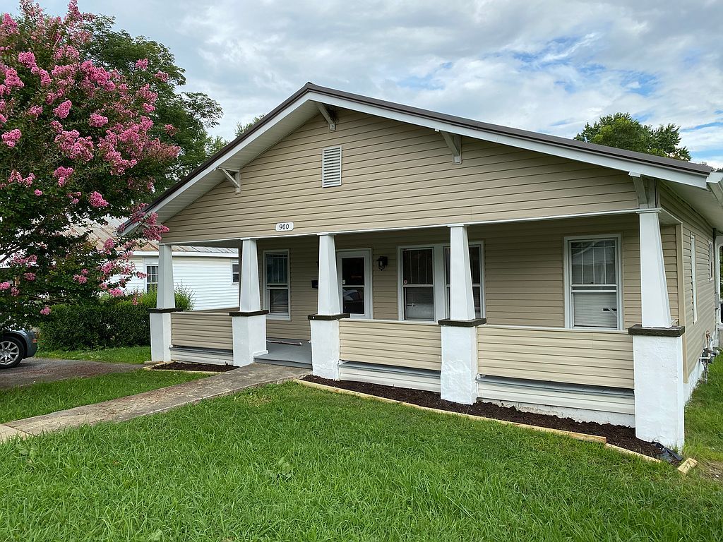 900 E Watauga Ave, Johnson City, TN 3 Bed, 1 Bath SingleFamily Home
