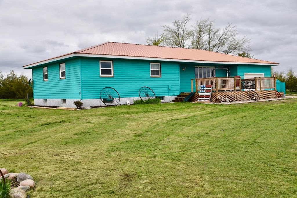 18959 291st Ave, Pierre, SD 3 Bed, 2 Bath SingleFamily Home 68