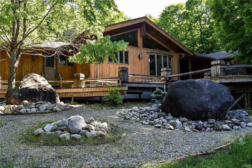 122 Deer Meadows Rd, Old Forge, NY 13420