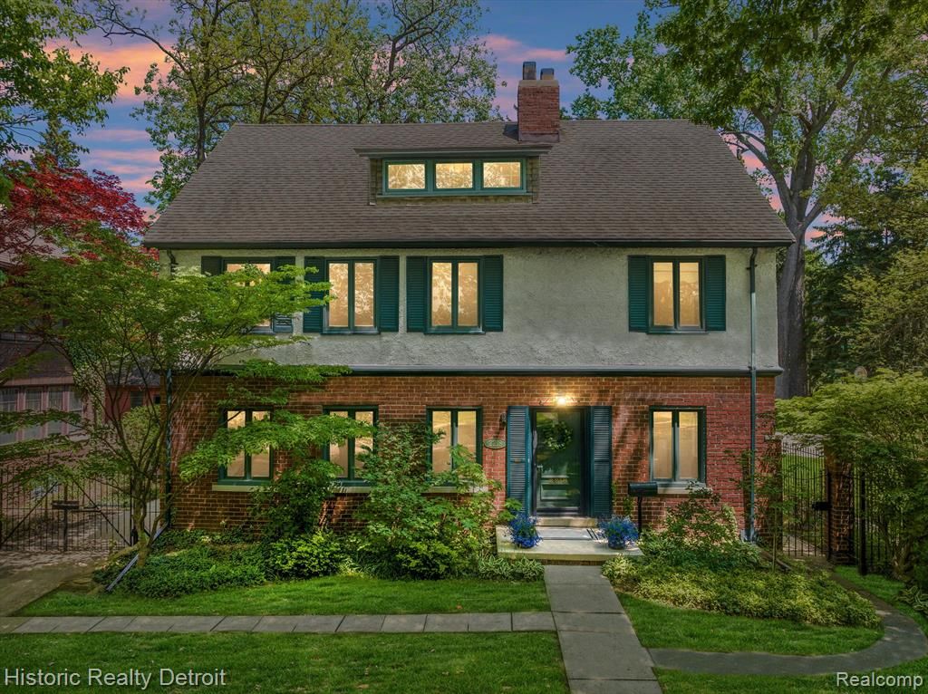 2218 Iroquois St, Detroit, MI 48214 Trulia