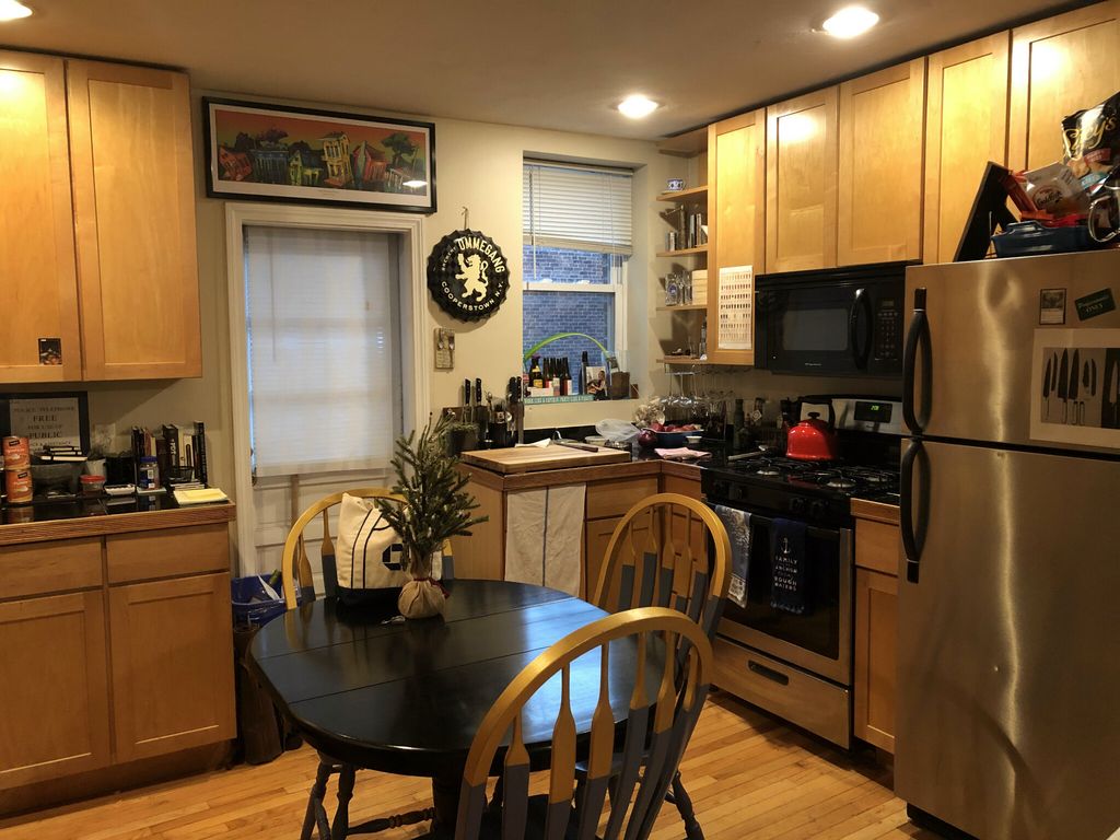 220 Hanover St #21, Boston, MA 02113