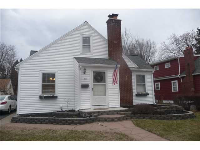 102 Worcester Rd, Rochester, NY 14616
