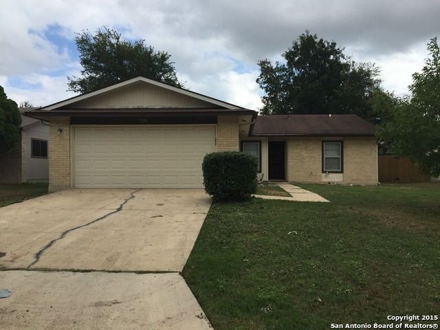 7526 Lago Frio, San Antonio, TX 78239