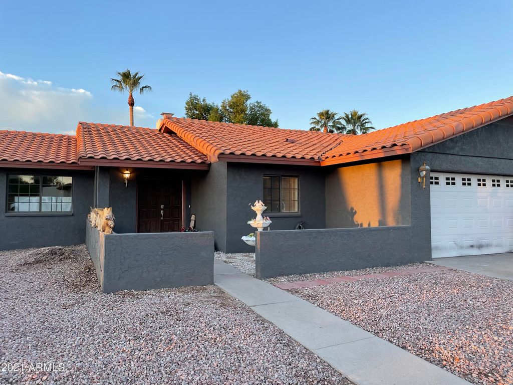 102 E Brenda Cir, Casa Grande, AZ 85122