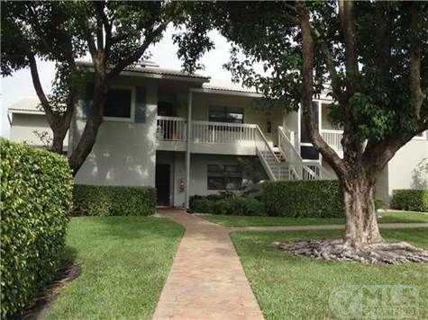 29 Eastgate Dr #B, Boynton Beach, FL 33436