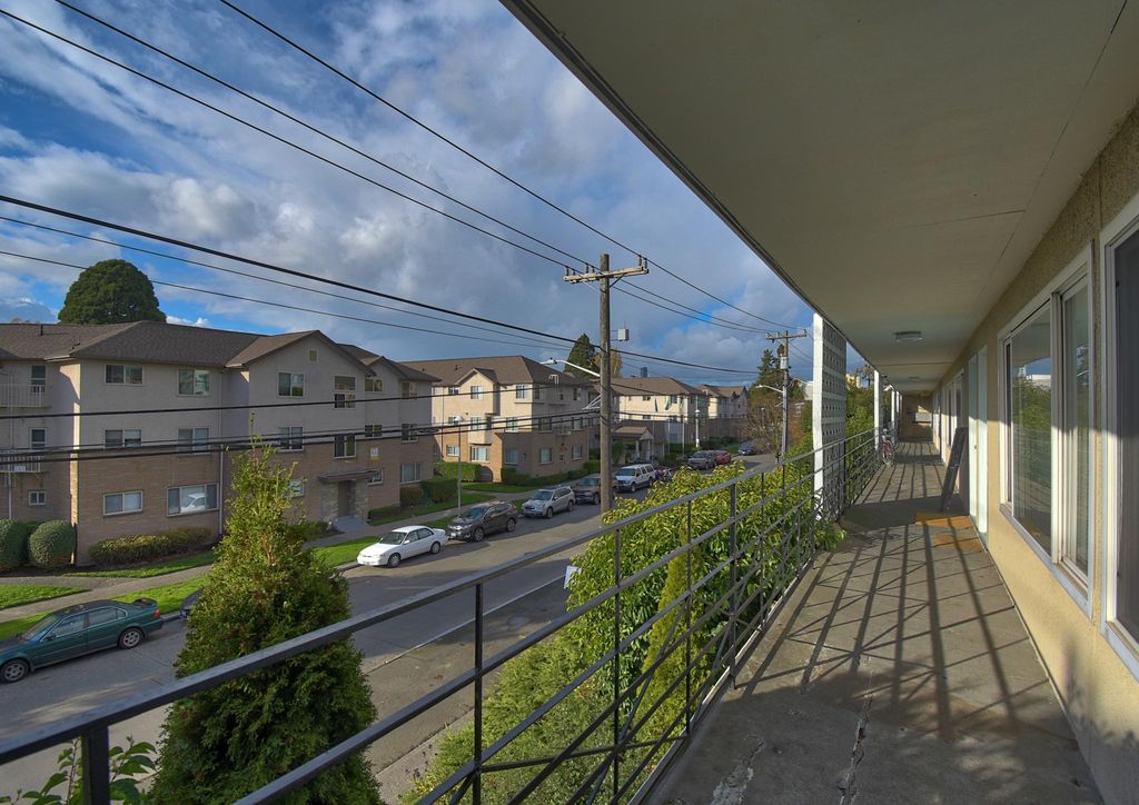 Beacon Crest Apartments in Seattle, WA 98144 - 1 Bed, 1 Bath Rentals