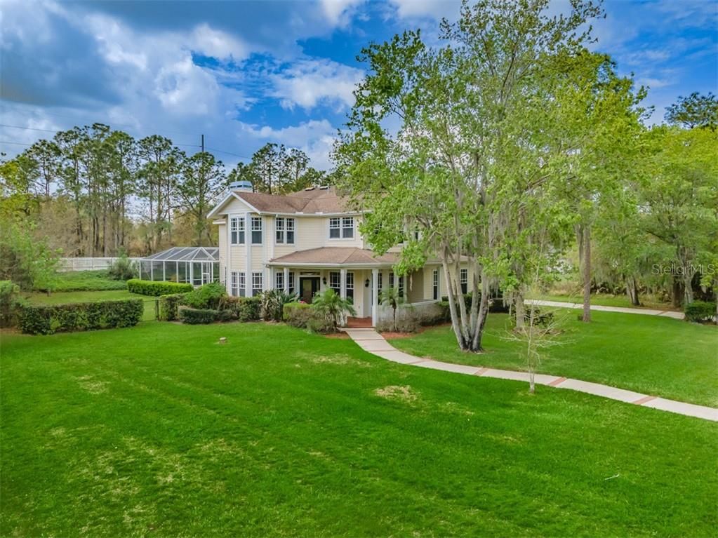 5913 Flatwoods Manor Cir, Lithia, FL 33547