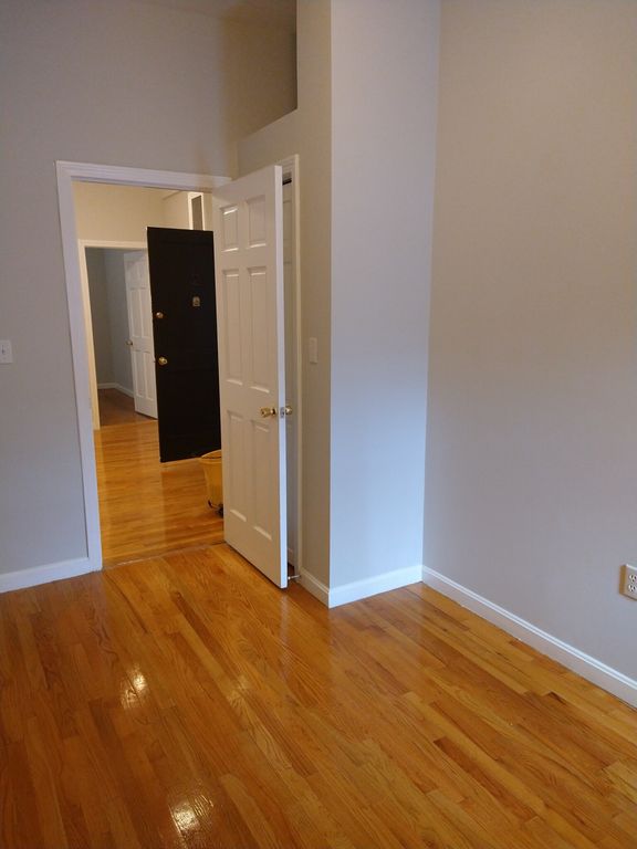 1189 Commonwealth Ave #2, Allston, MA 02134