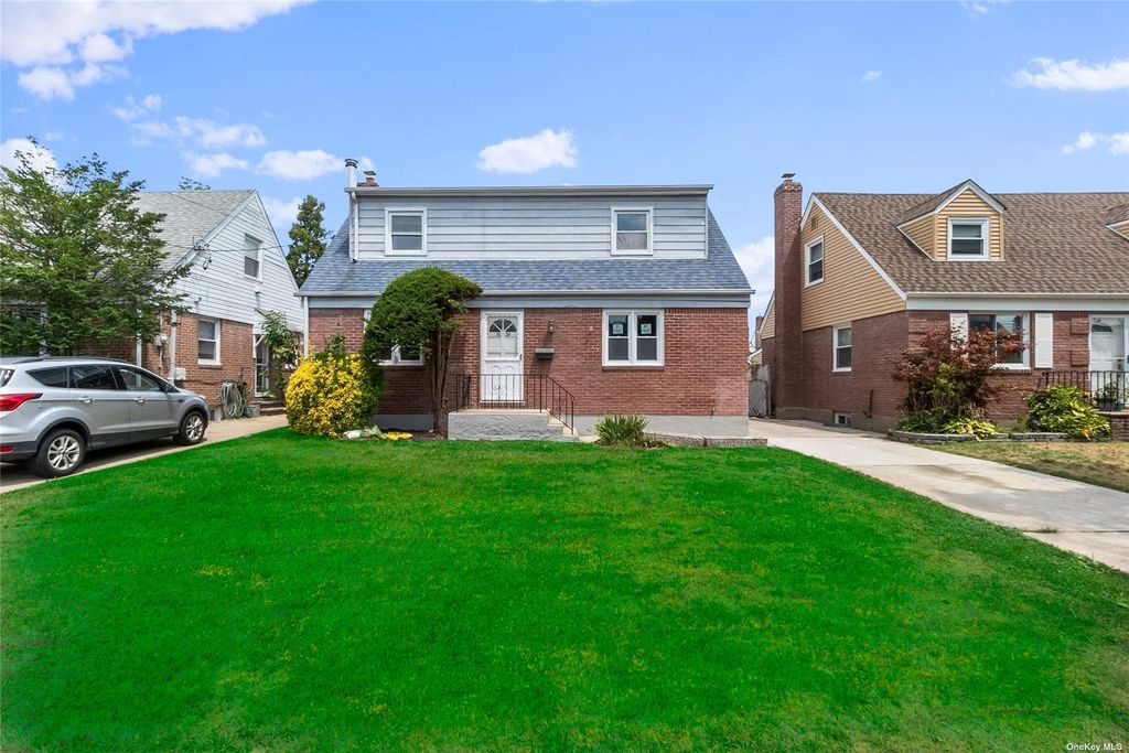 7629 268th Street, New Hyde Park, NY 11040 MLS 3419856 Trulia