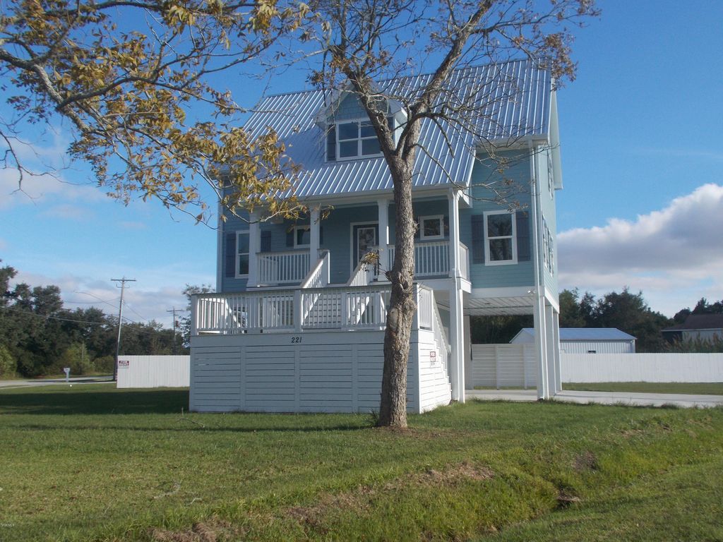 221 Waveland Ave, Waveland, MS 39576 Trulia