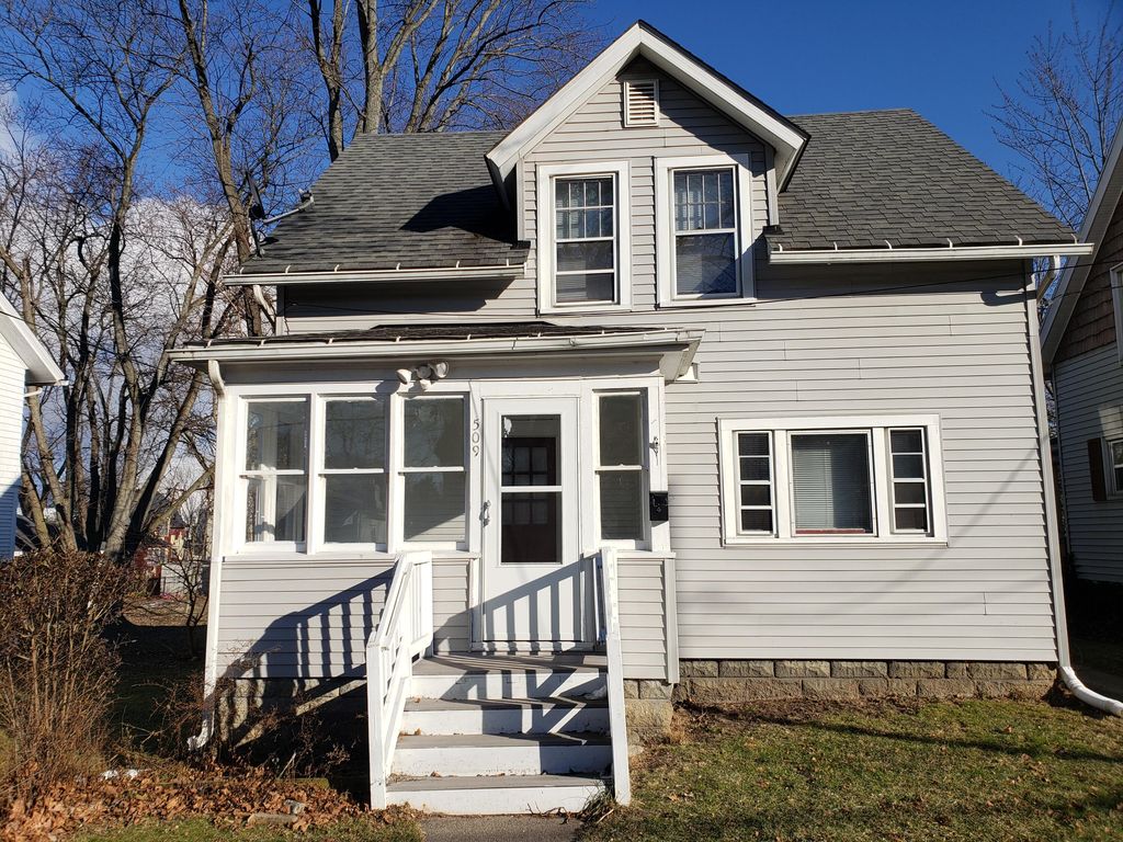 509 S Gorham St, Jackson, MI 49203