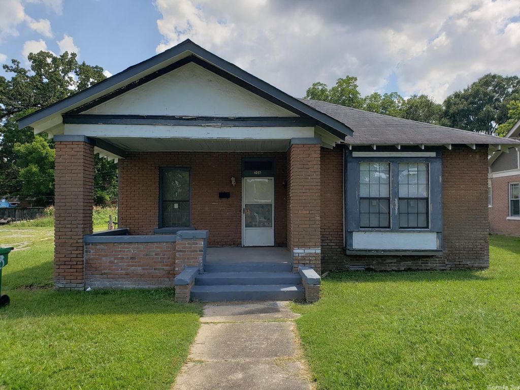 208 Rutherford Pl, Pine Bluff, AR 71601