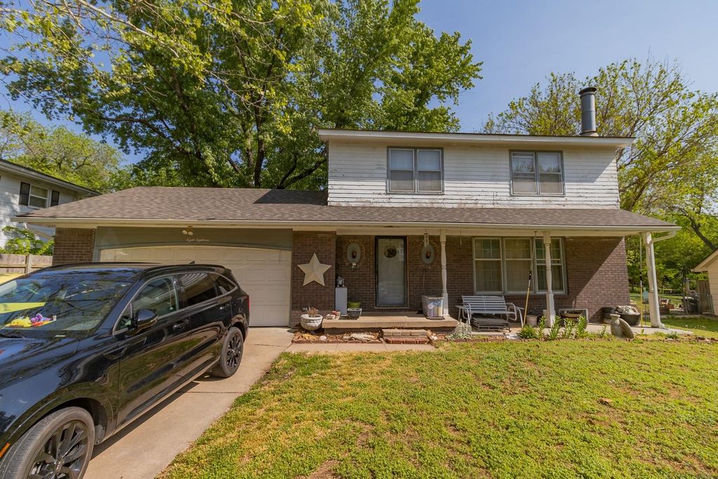 818 E Goeldner Ln, Derby, KS 67037 Trulia
