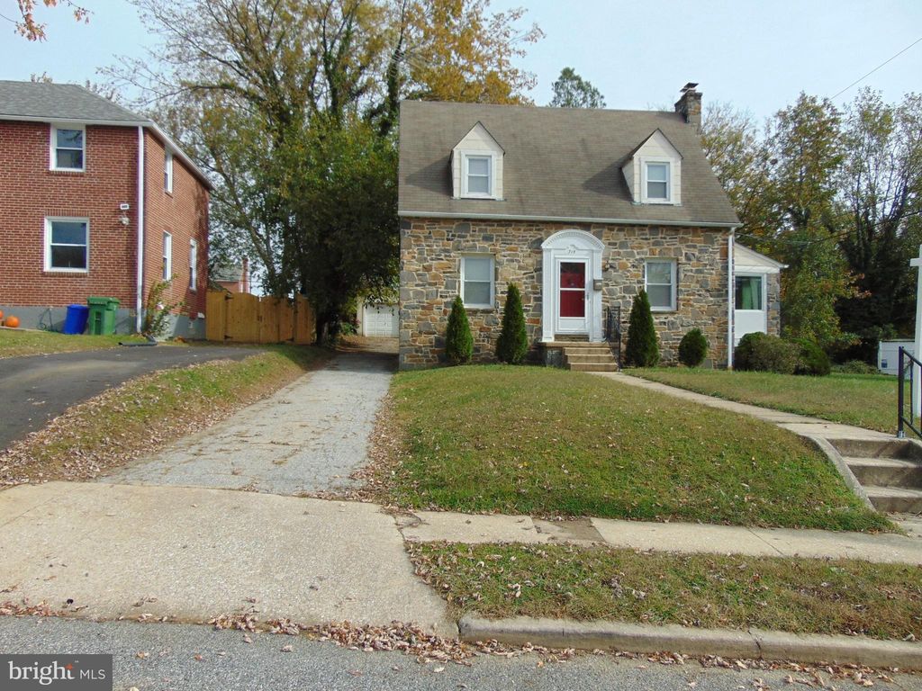 715 Dorchester Rd, Baltimore, MD 21229