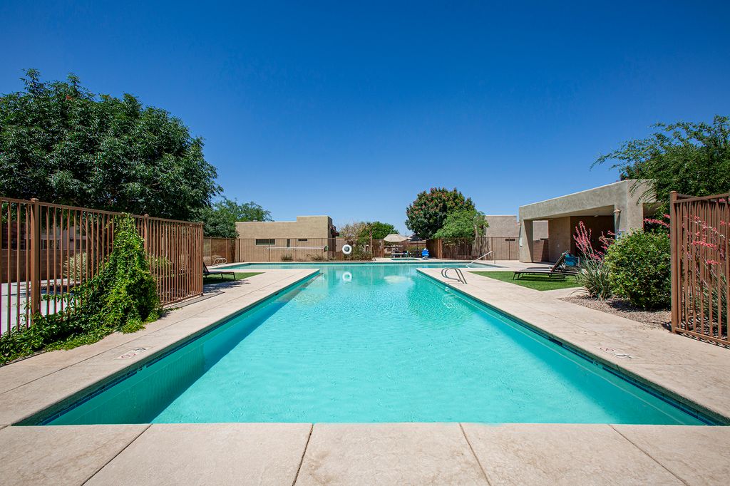 4050 W Aerie Dr, Tucson, AZ 85741