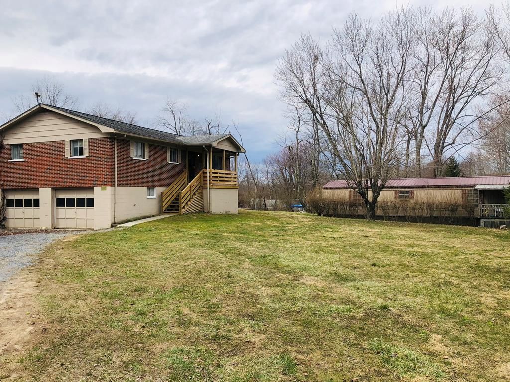 231 Racetrack Rd, Mount Hope, WV 25880 Trulia