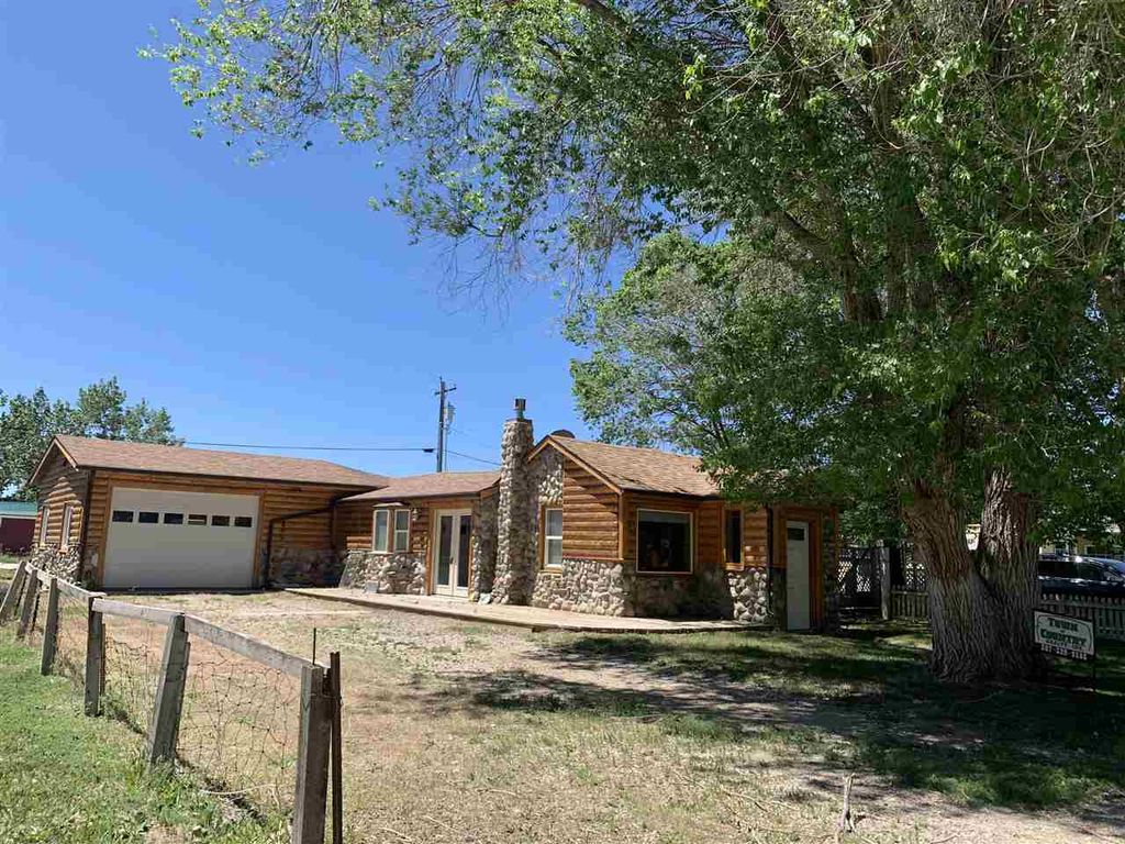 411 W Main St, Saratoga, WY 82331 Trulia