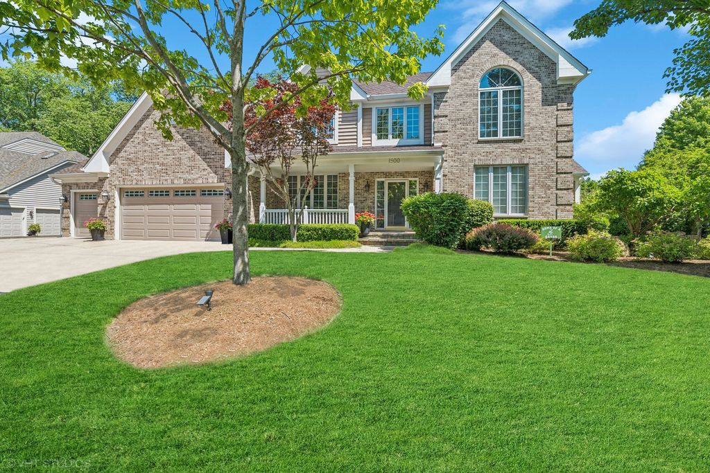 1500 Old Peterson Rd, Libertyville, IL 60048