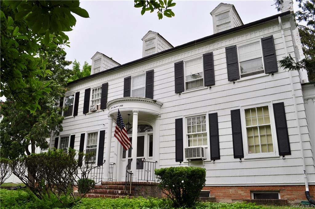 150 Highland Ave, Middletown, NY 10940