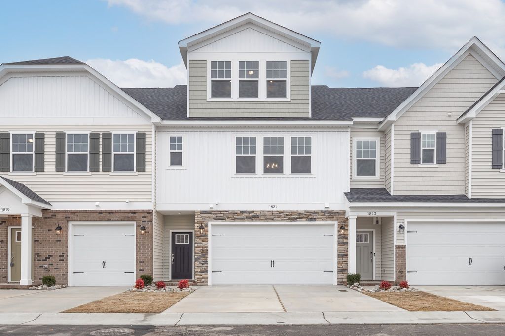 The Magnolia Townhome Plan in The Reserve at Grassfield, Chesapeake, VA 23323